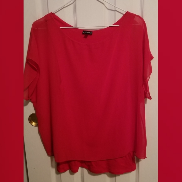 NWOT Layered Express Top - Picture 1 of 4